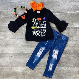 It’s just a bunch of Hocus Pocus outfit